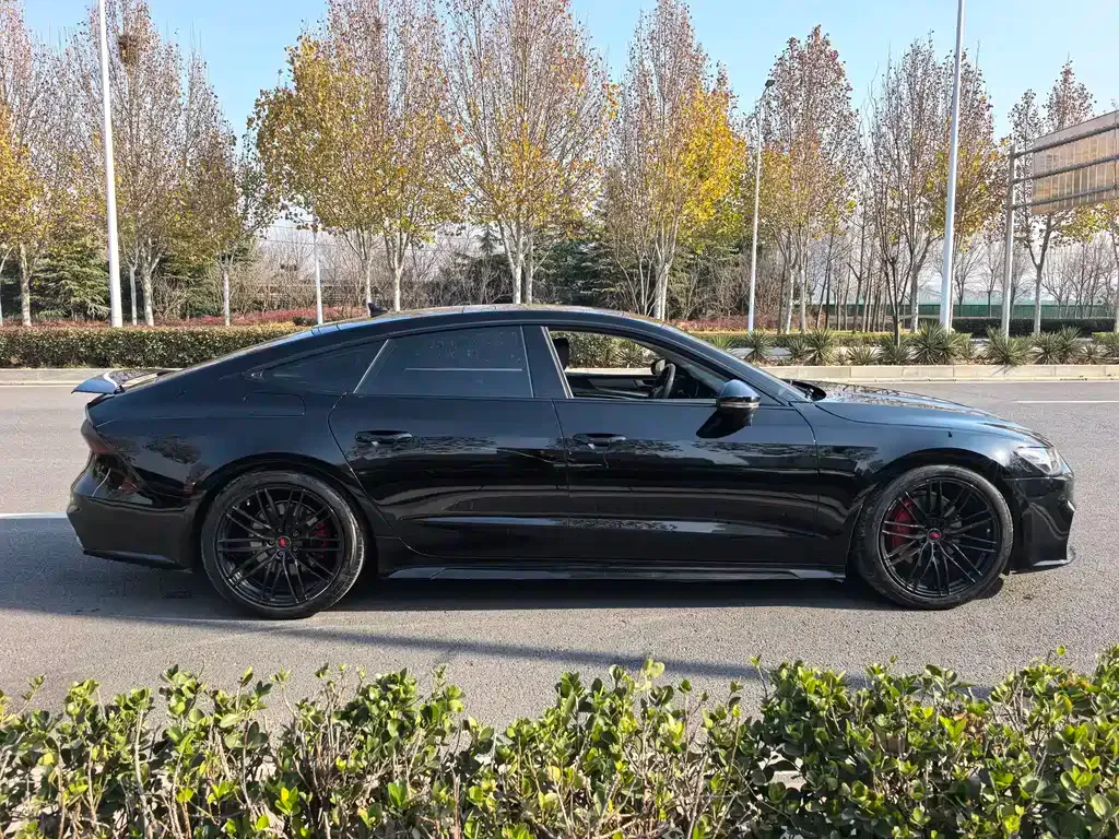 Audi A7 — фото 9