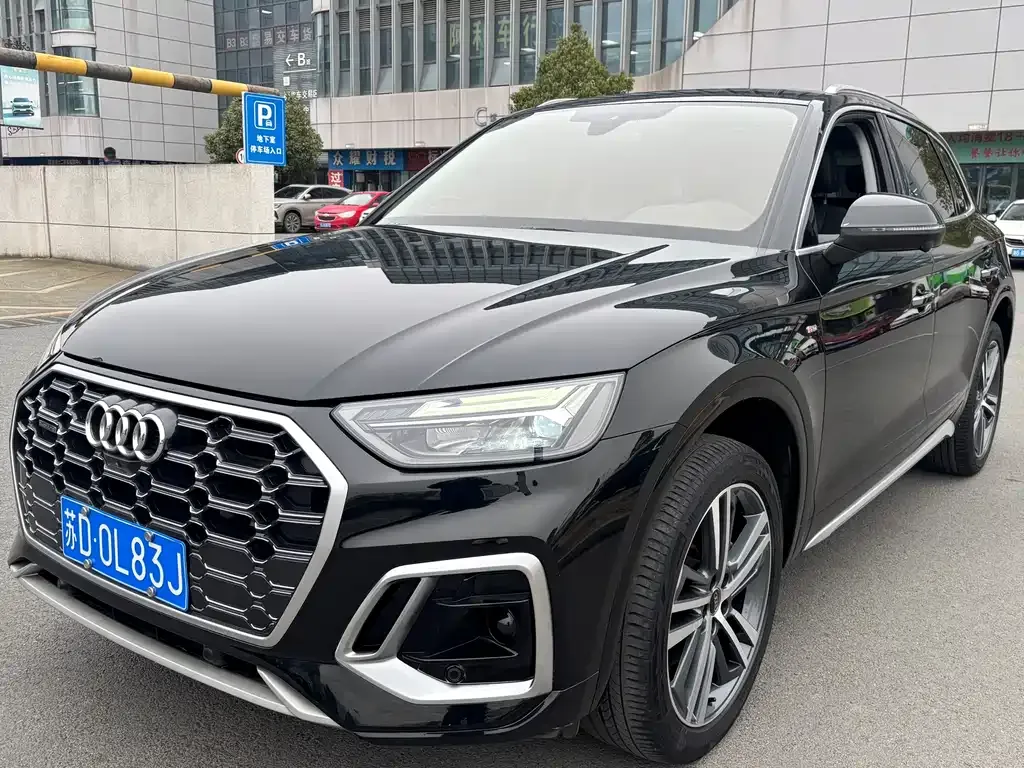 Audi Q5L 2023 из CN, фото 1