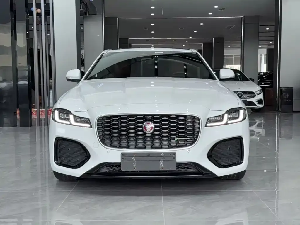 Jaguar XFL 2022 из CN, фото 4
