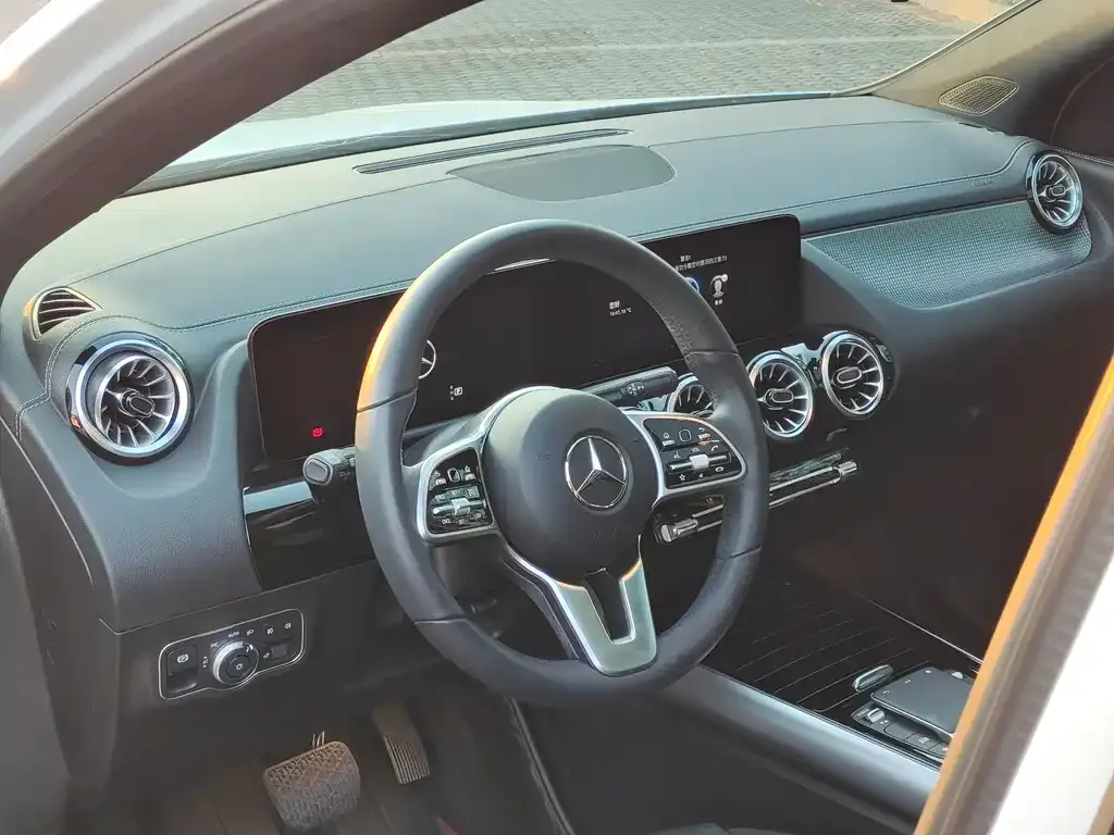 Mercedes-Benz GLA 2023 из CN, фото 4