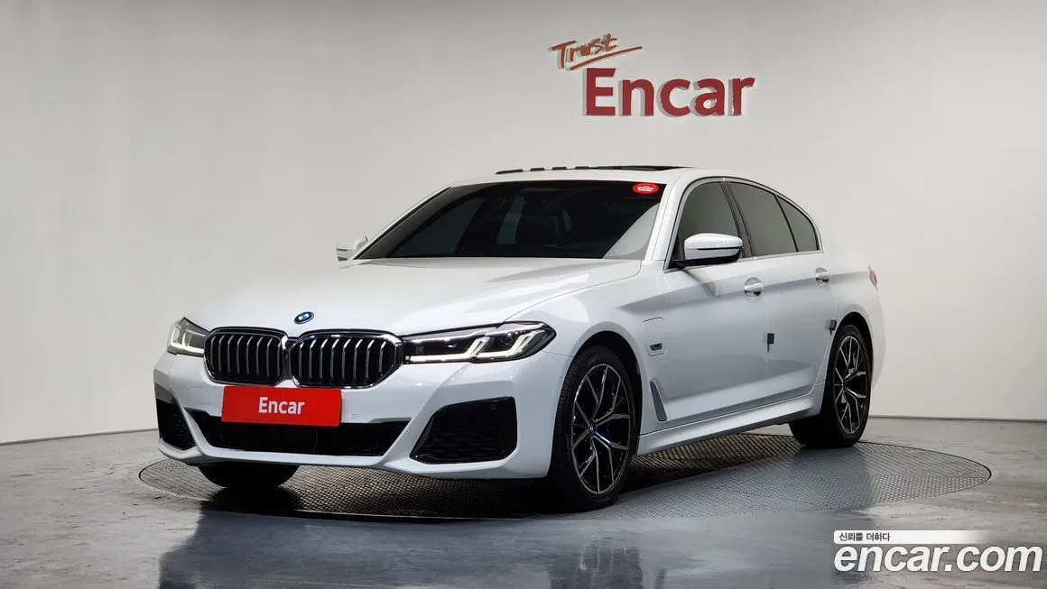 BMW 5-Series 2022 из KR, фото 1