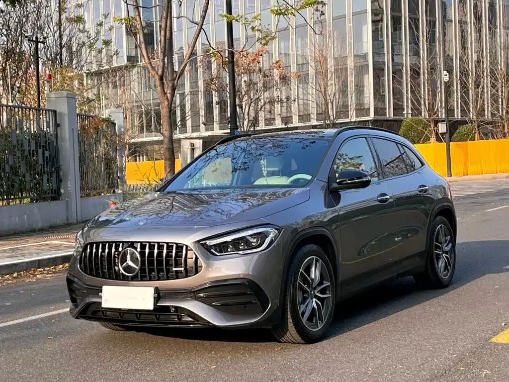 Mercedes-Benz GLA AMG — фото 1