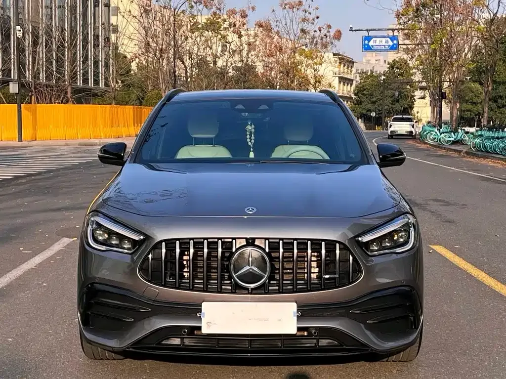 Mercedes-Benz GLA AMG — фото 9