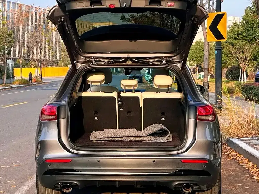 Mercedes-Benz GLA AMG — фото 4
