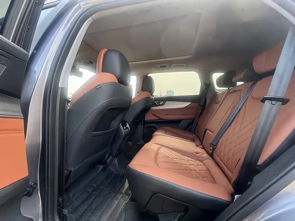 Chery Tiggo 8 2023 из CN, фото 2
