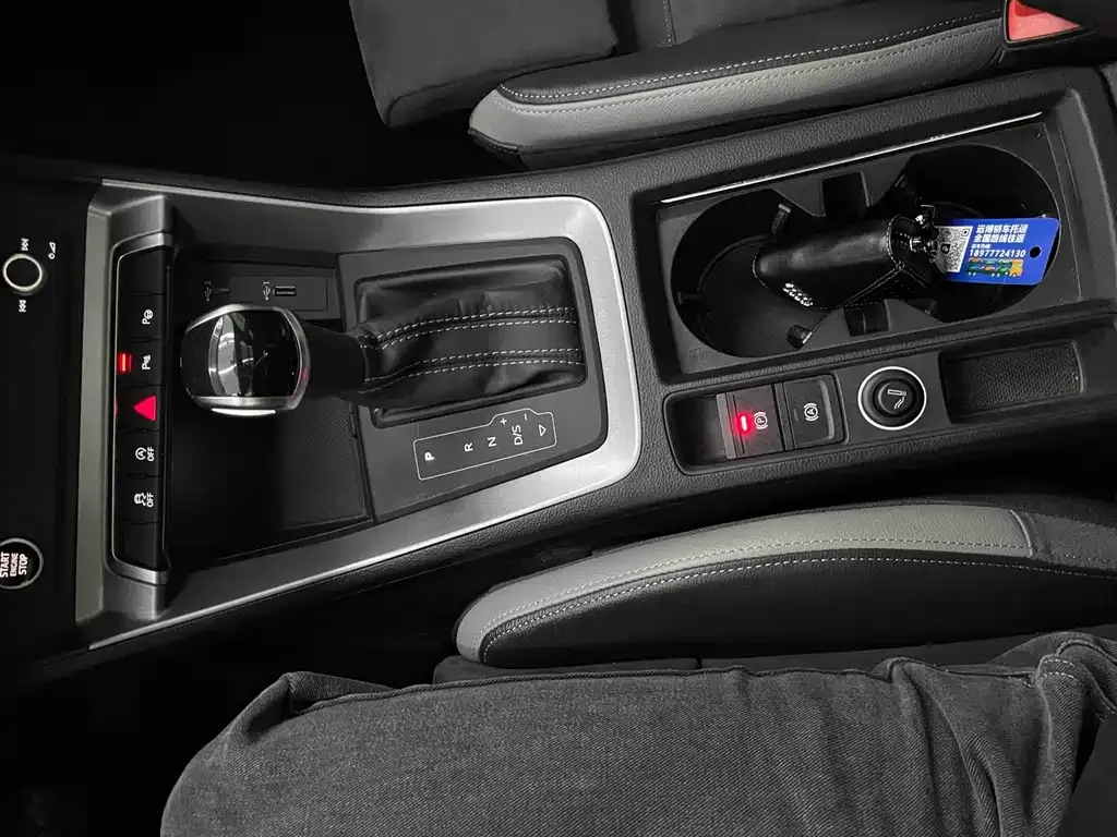 Audi Q3 2021 из CN, фото 7