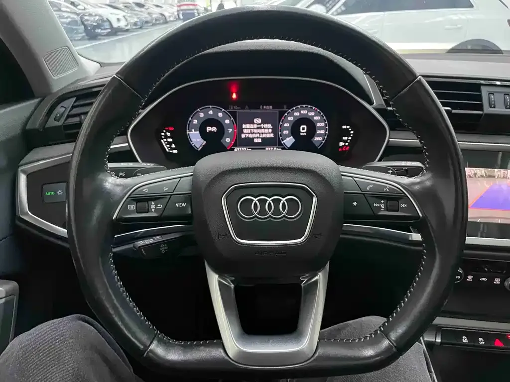 Audi Q3 2021 из CN, фото 8