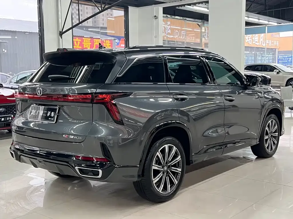 Changan CS75PLUS — фото 4