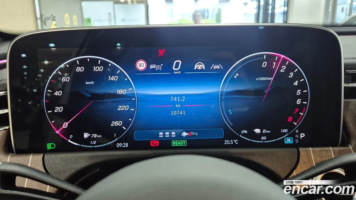 Mercedes-Benz E-Class 2025 из KR, фото 7