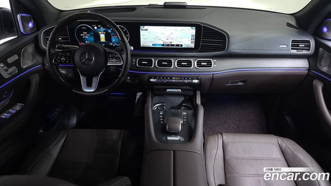 Mercedes-Benz GLS-Class — фото 10
