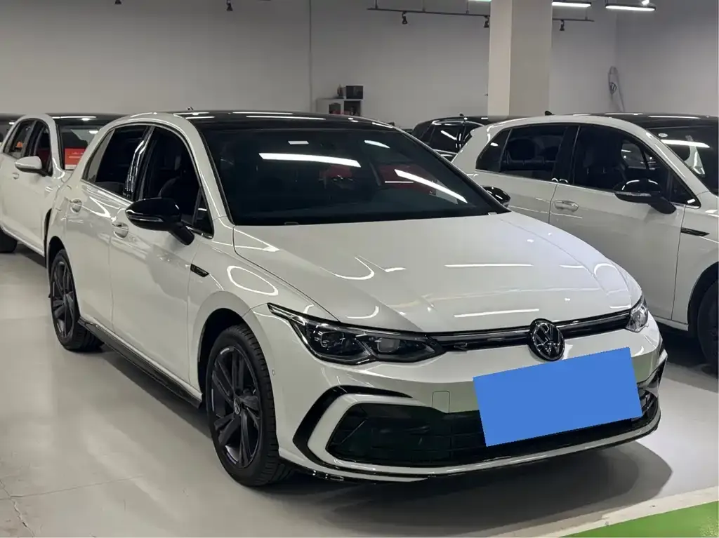 Volkswagen Golf 2024 из CN, фото 9