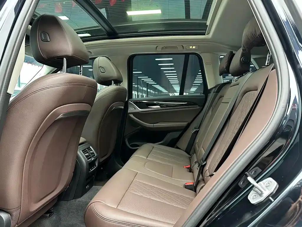 BMW X3 2025 из CN, фото 7