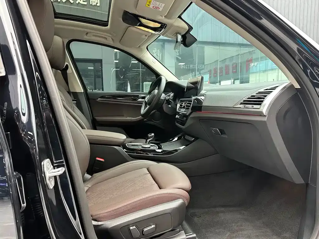 BMW X3 2025 из CN, фото 2