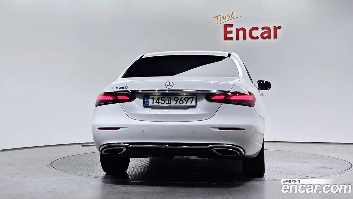 Mercedes-Benz E-Class 2021 из KR, фото 4