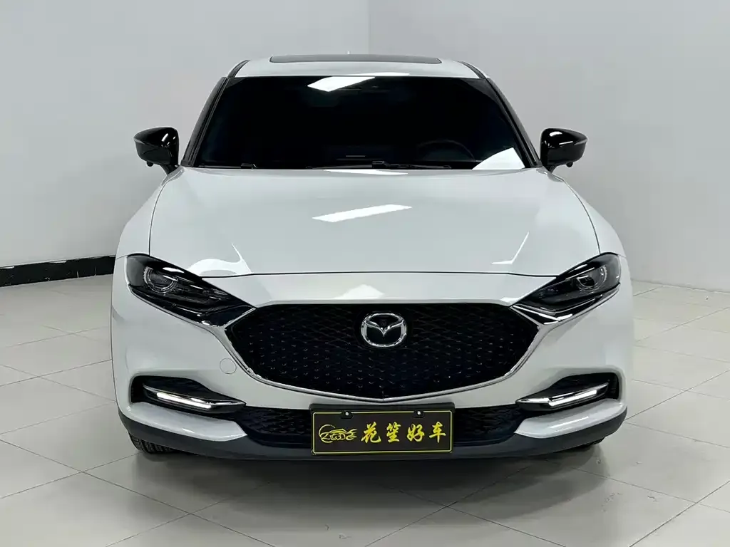 Mazda CX-4 2023 из CN, фото 2