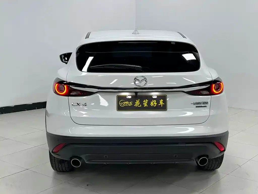 Mazda CX-4 2023 из CN, фото 5