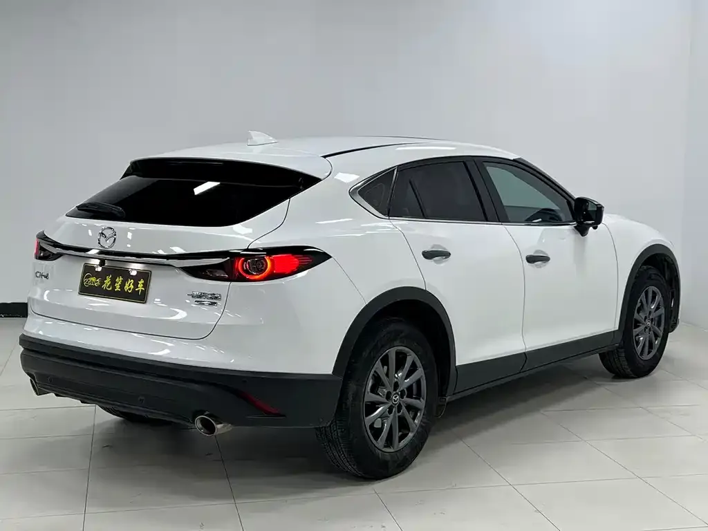 Mazda CX-4 2023 из CN, фото 8