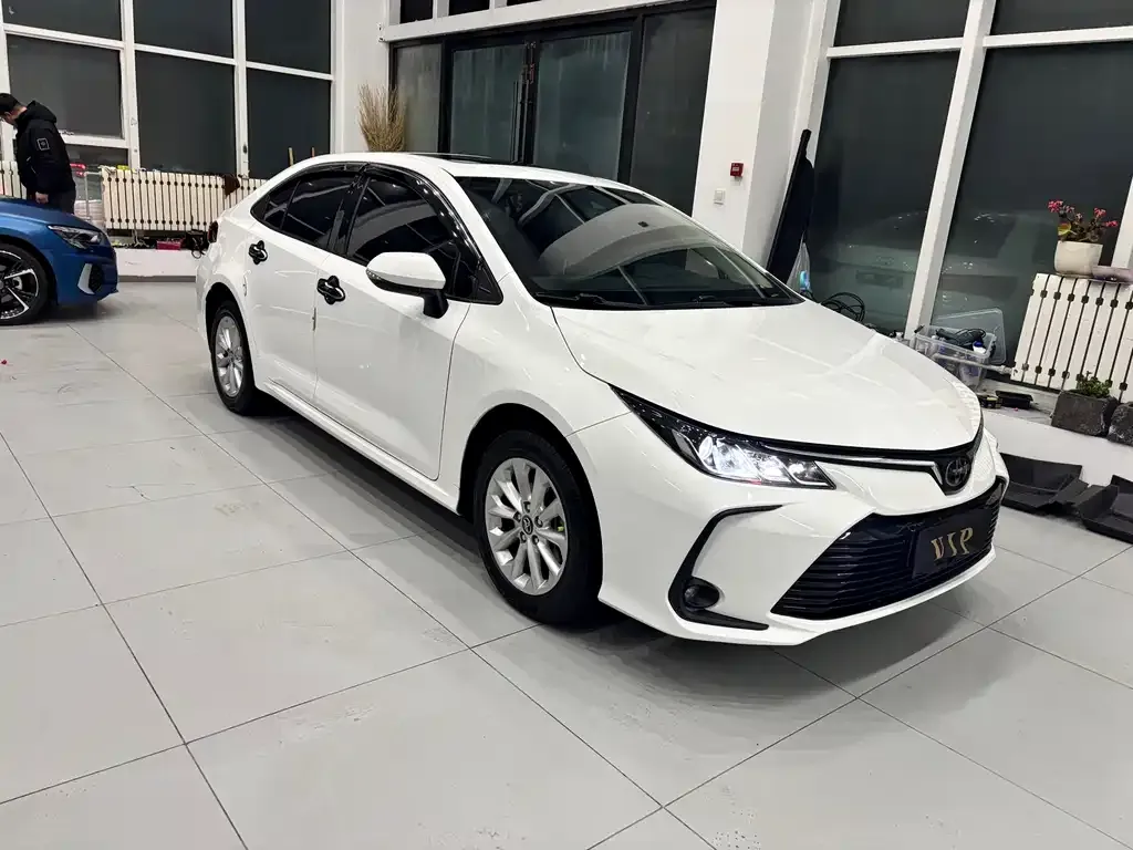 Toyota Corolla 2022 из CN, фото 3