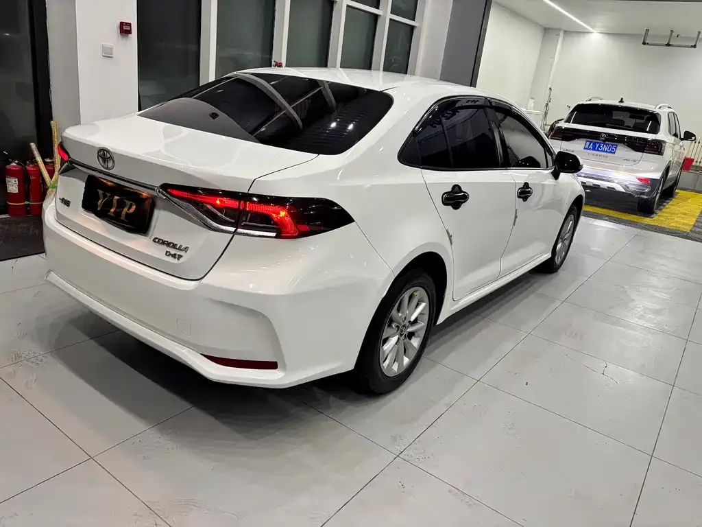 Toyota Corolla 2022 из CN, фото 6