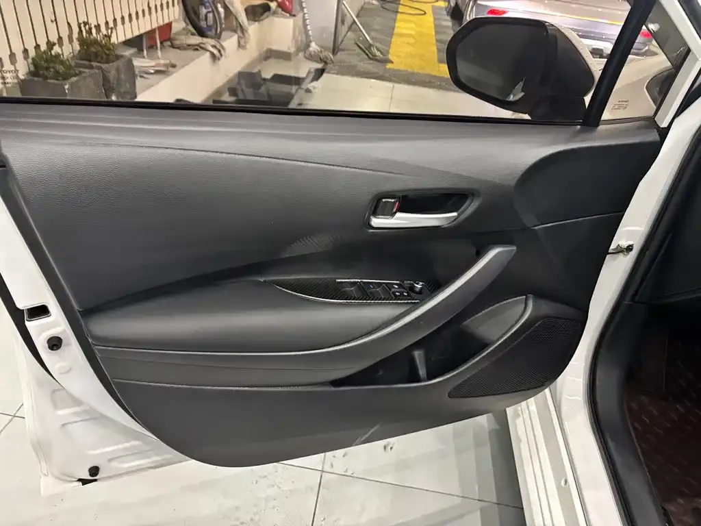 Toyota Corolla 2022 из CN, фото 5