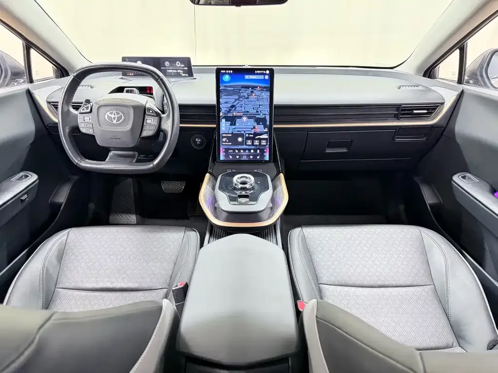 Toyota bZ3 2023 из CN, фото 8