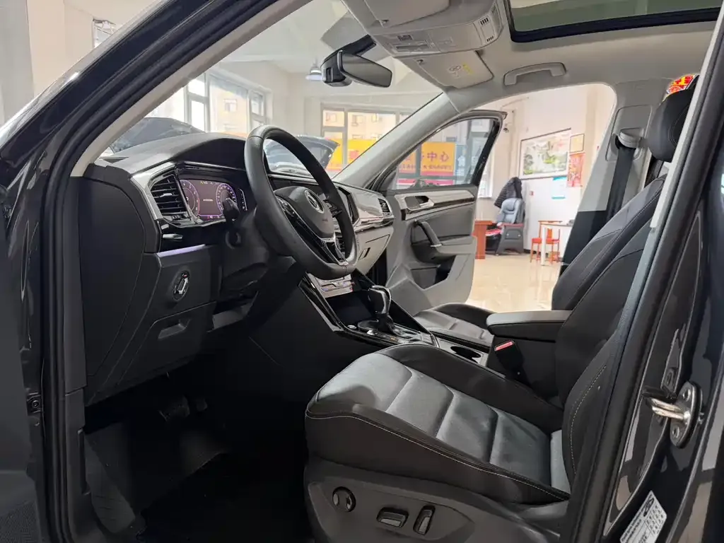 Volkswagen Tayron 2022 из CN, фото 4