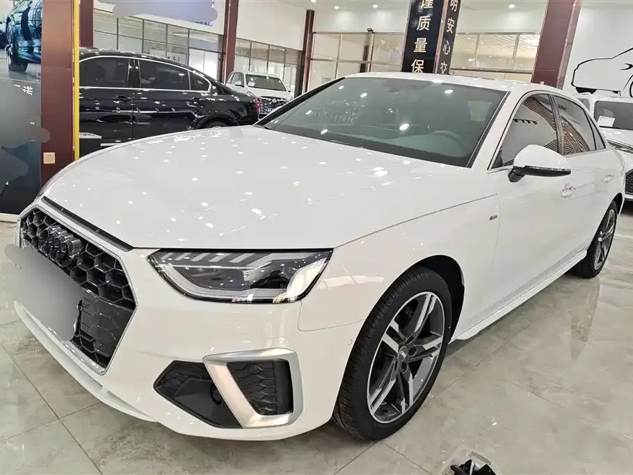 Audi A4L 2021 из CN, фото 1