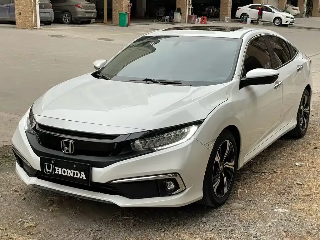 Honda Civic 2022 из CN, фото 1