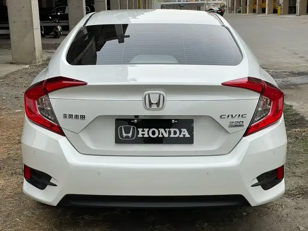 Honda Civic 2022 из CN, фото 4