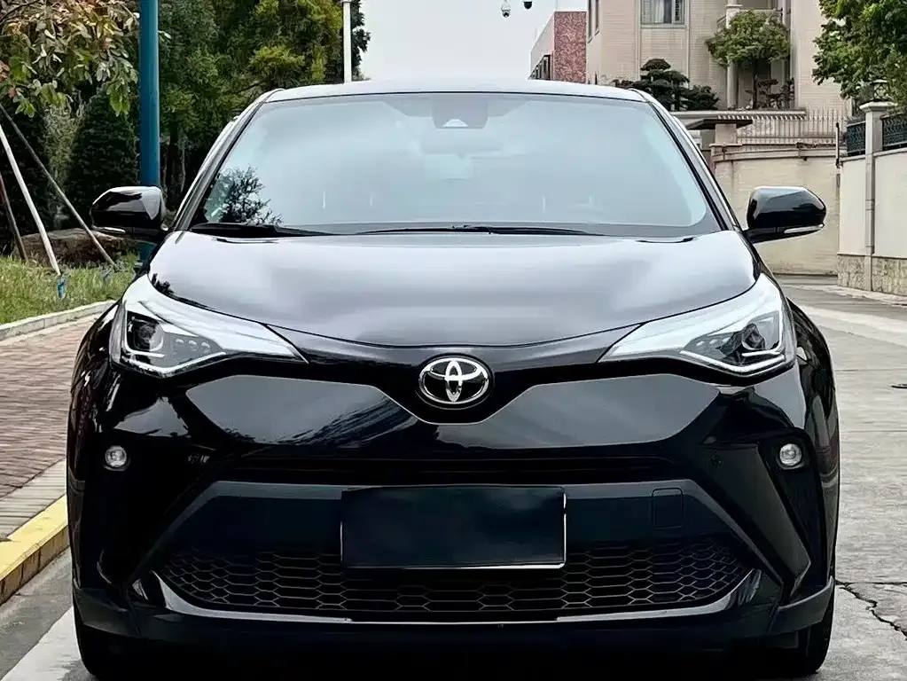 Toyota C-HR — фото 7