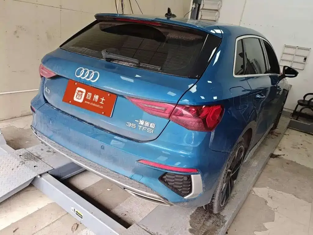 Audi A3 2023 из CN, фото 7