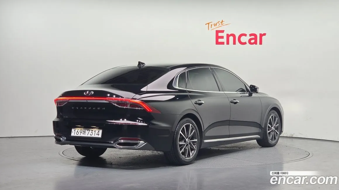 Hyundai Grandeur 2023 из KR, фото 6