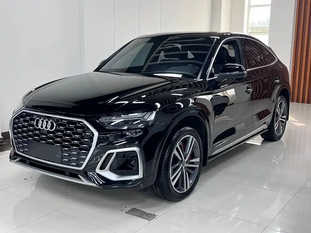 Audi Q5L Sportback 2021 из CN, фото 1