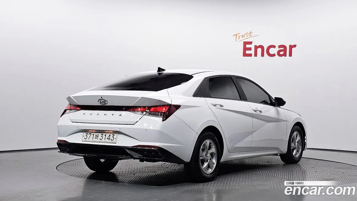 Hyundai AVANTE — фото 9