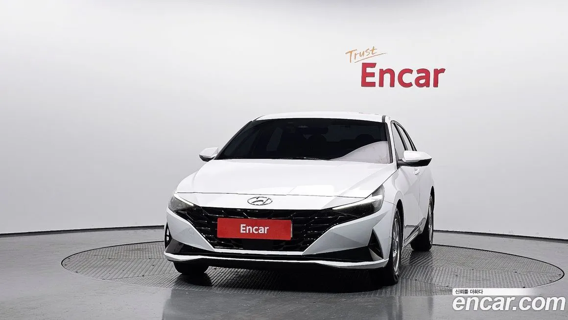 Hyundai AVANTE — фото 8