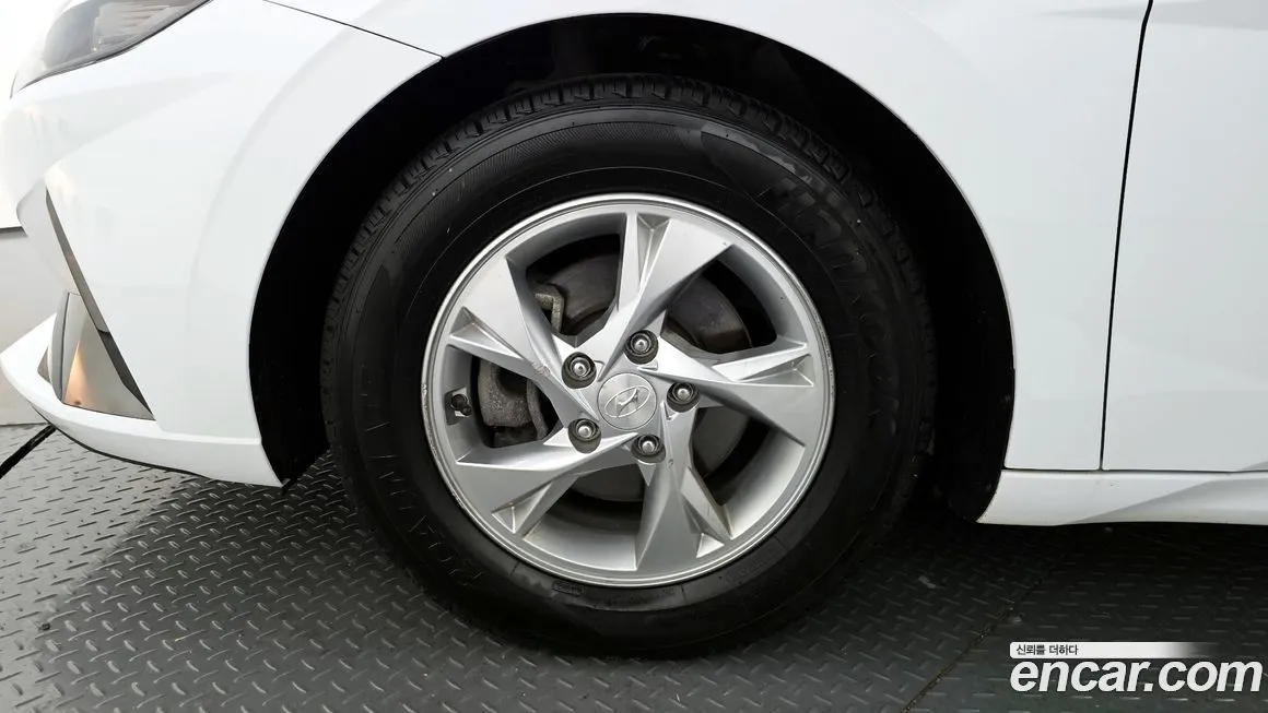 Hyundai AVANTE — фото 6