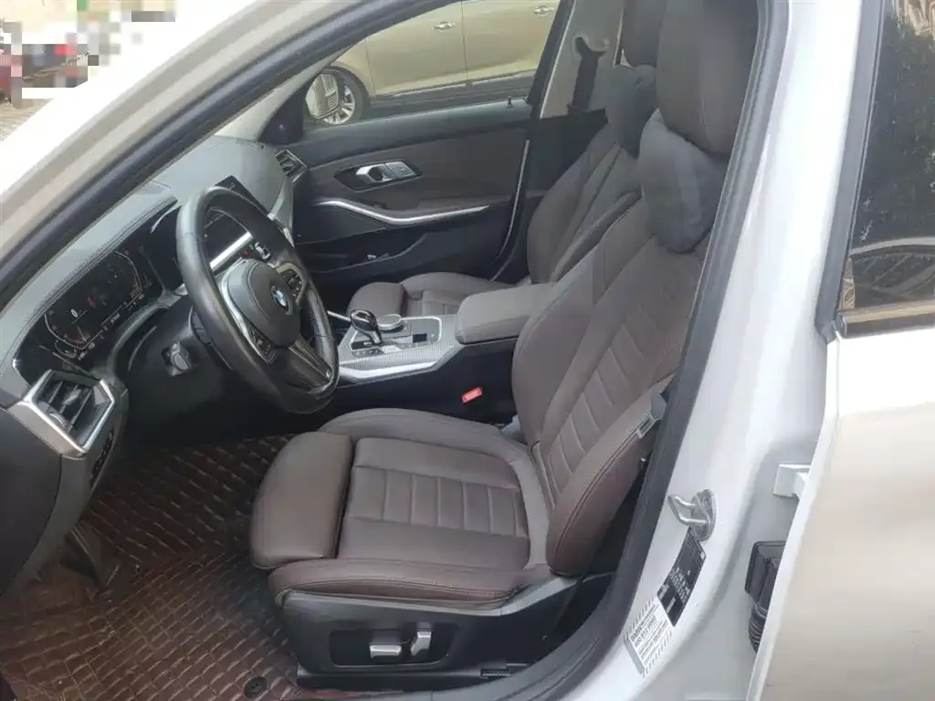 BMW 3 Series 2021 из CN, фото 7