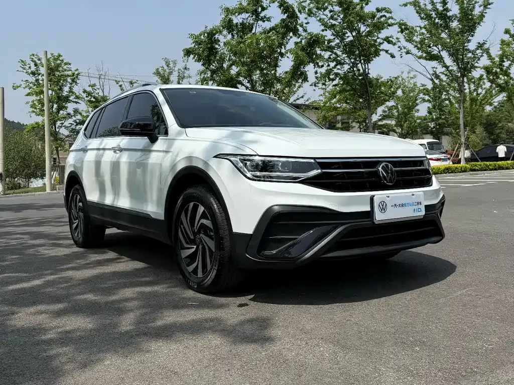 Volkswagen Tiguan L 2024 из CN, фото 7