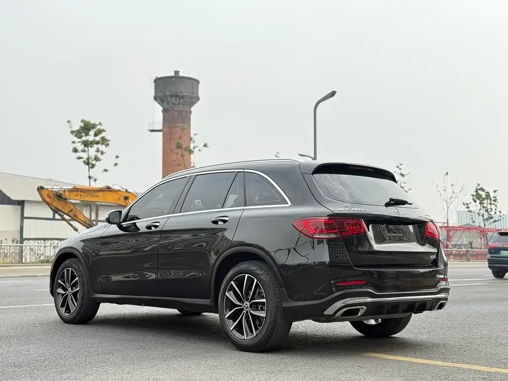 Mercedes-Benz GLC — фото 10