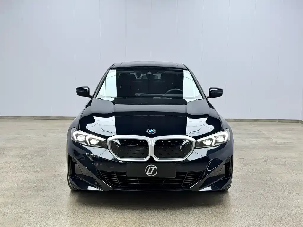 BMW i3 2023 из CN, фото 2