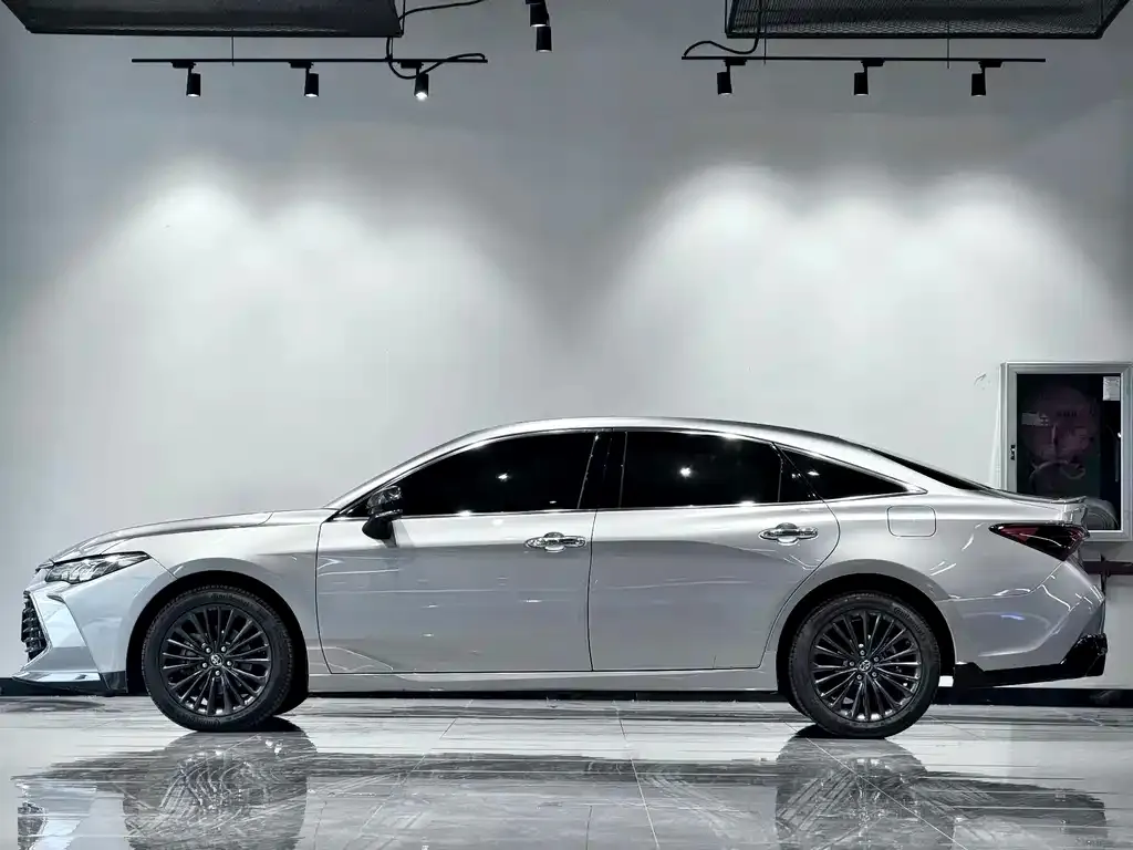 Toyota Avalon 2021 из CN, фото 9