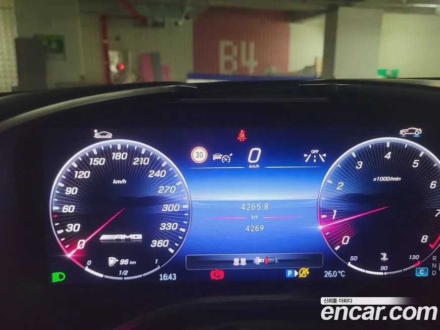 Mercedes-Benz SL-Class 2023 из KR, фото 10