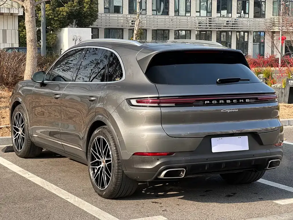 Porsche Cayenne 2025 из CN, фото 3