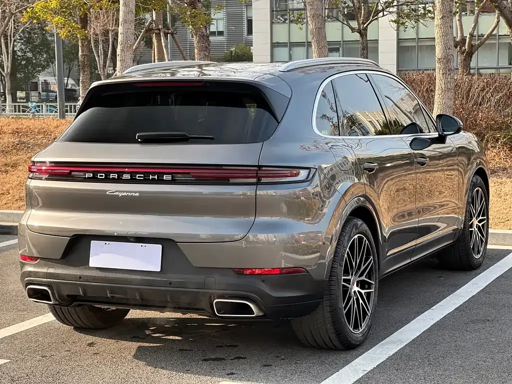 Porsche Cayenne 2025 из CN, фото 10