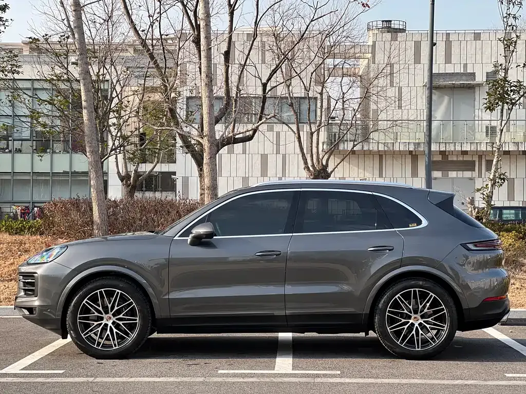 Porsche Cayenne 2025 из CN, фото 6