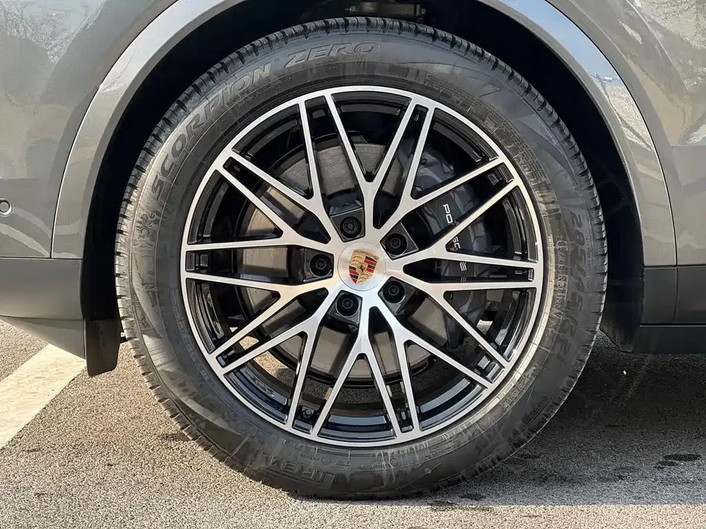 Porsche Cayenne 2025 из CN, фото 8