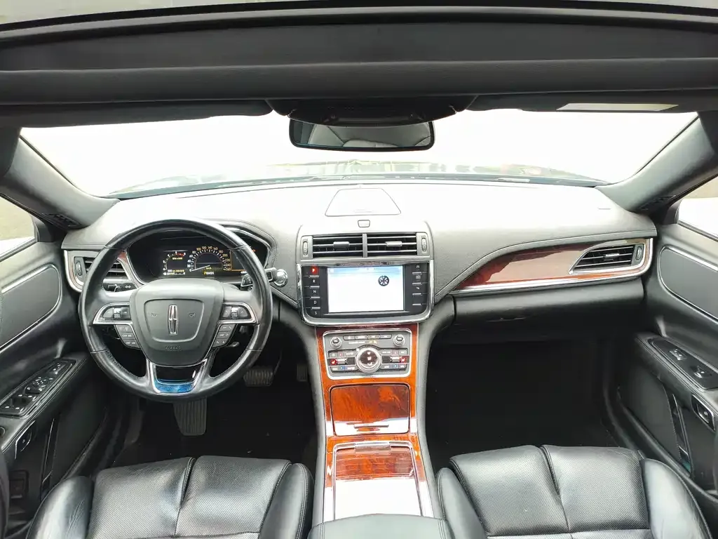 Lincoln Continental 2021 из CN, фото 3