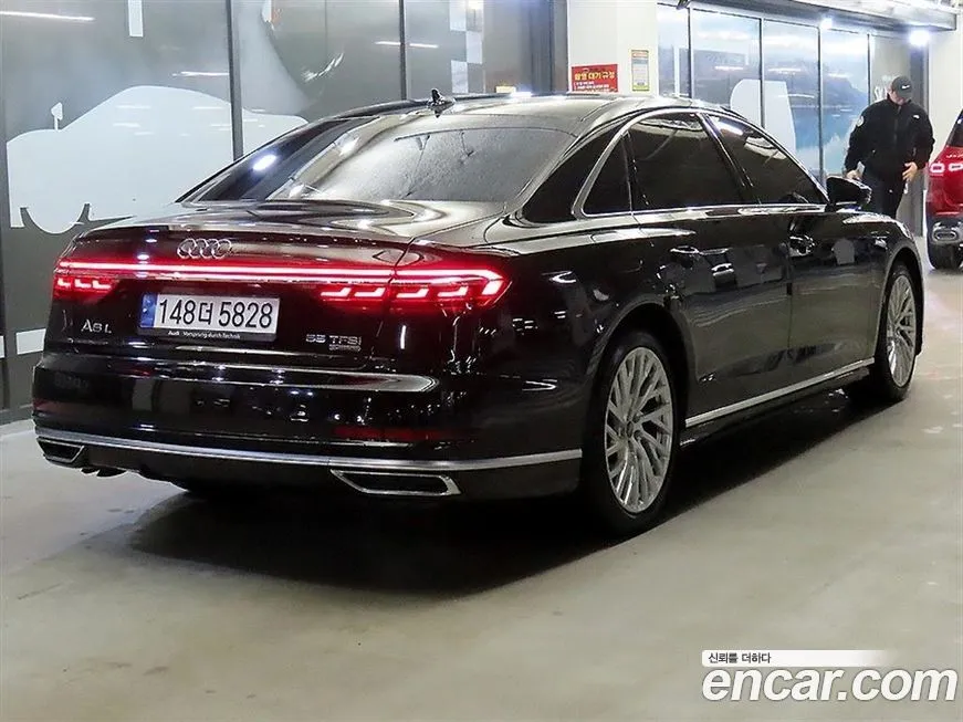 Audi A8 2021 из KR, фото 2
