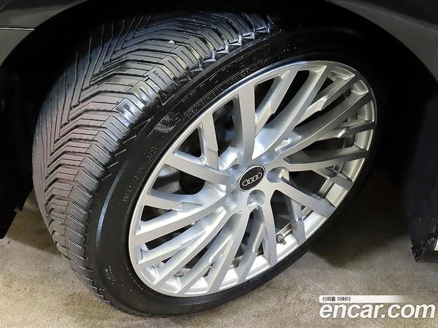 Audi A8 2021 из KR, фото 3