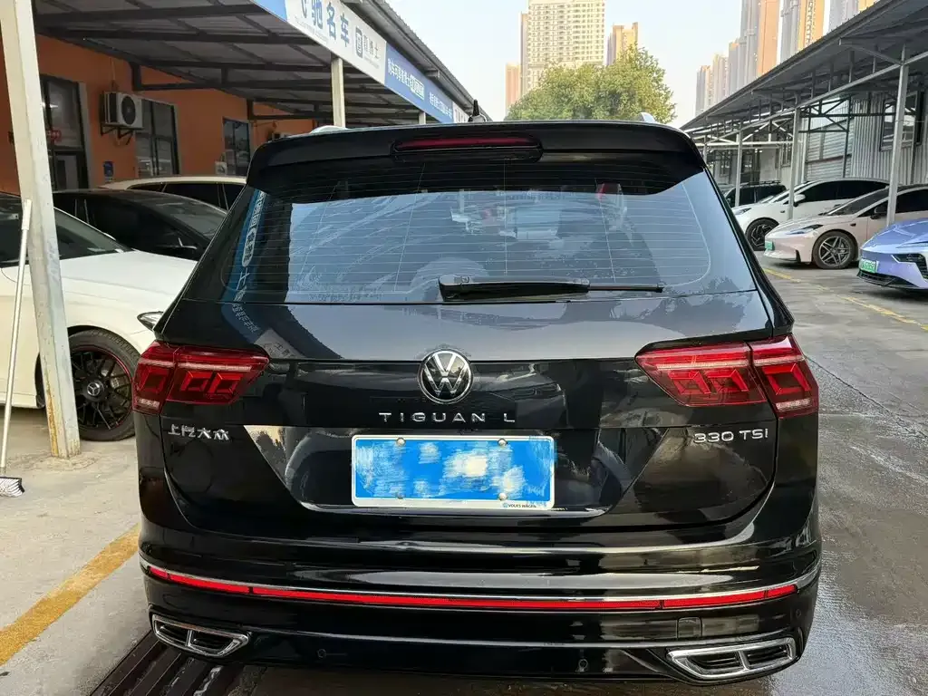 Volkswagen Tiguan L — фото 5